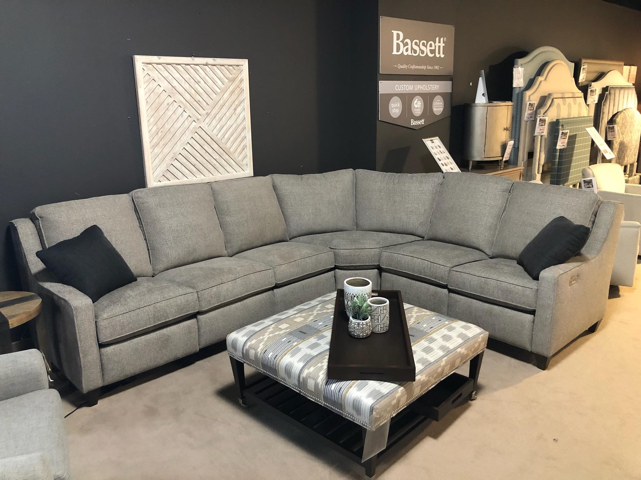 Bassett Magnificent Motion M00020M+38+41M+43M 156819 4 Piece 6 Seat